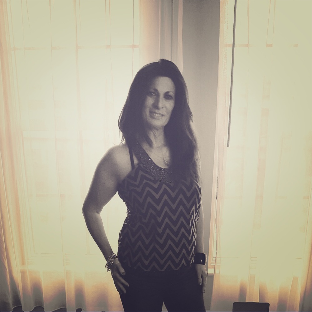 Meet your Posher, Helen